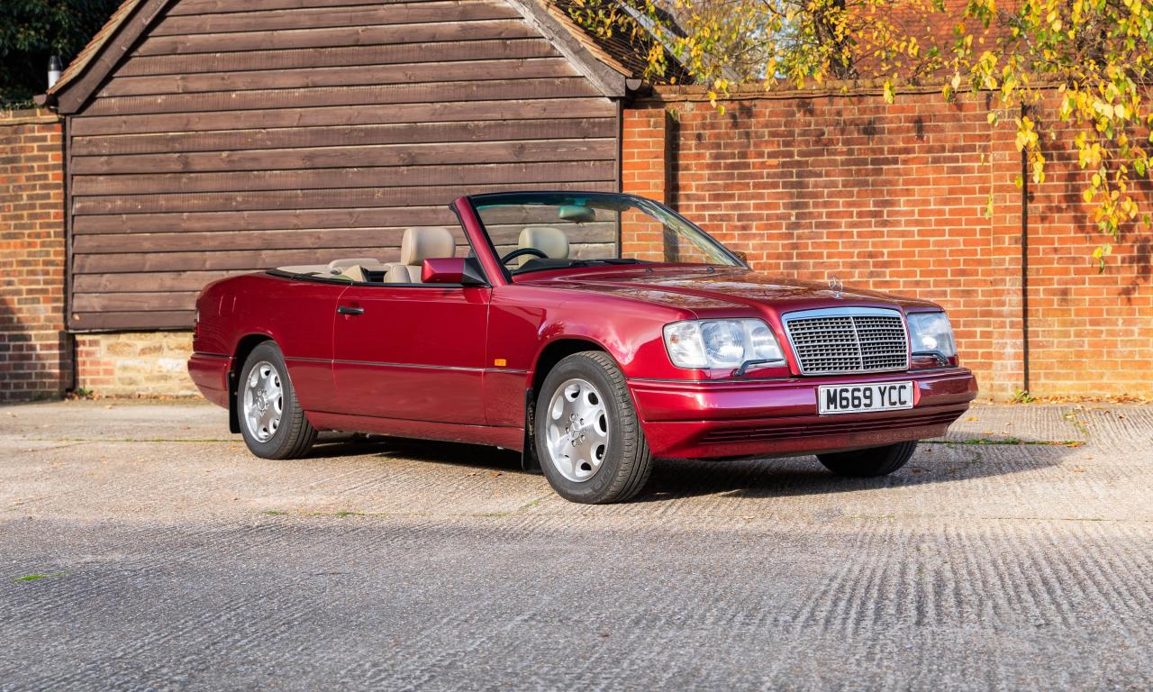 1994 Mercedes - Benz E220 Cabriolet