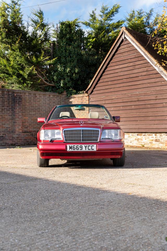 1994 Mercedes - Benz E220 Cabriolet