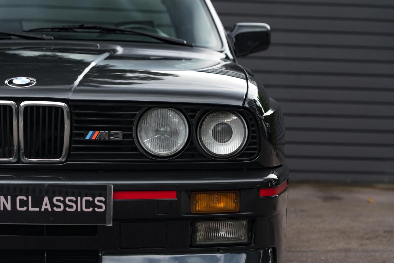 1988 BMW M3 (E30)