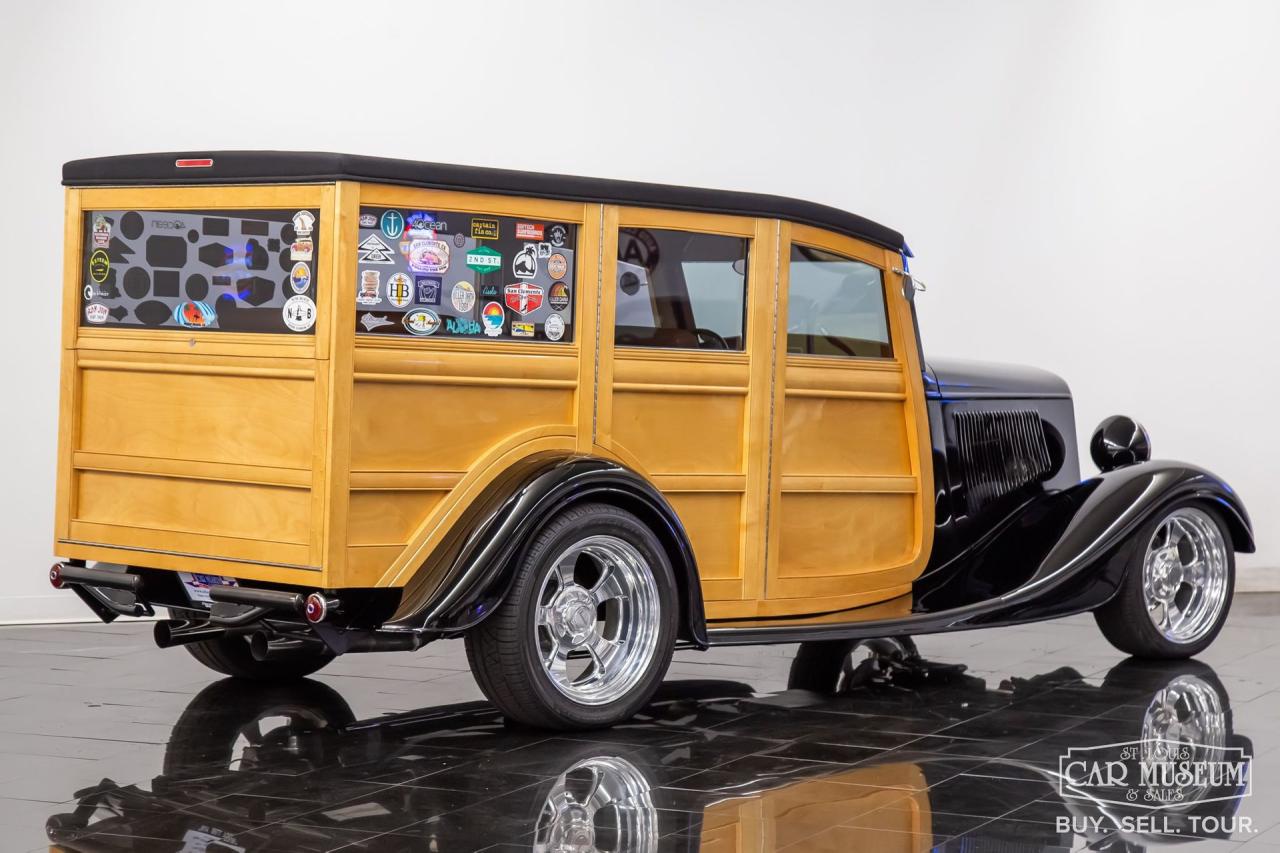 1933 Ford Woodie Street Rod Wagon