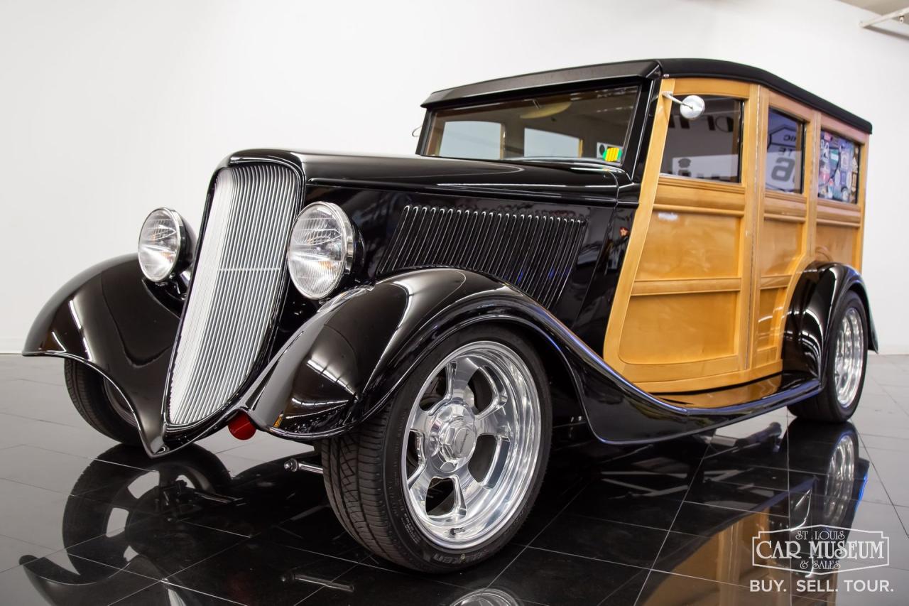 1933 Ford Woodie Street Rod Wagon