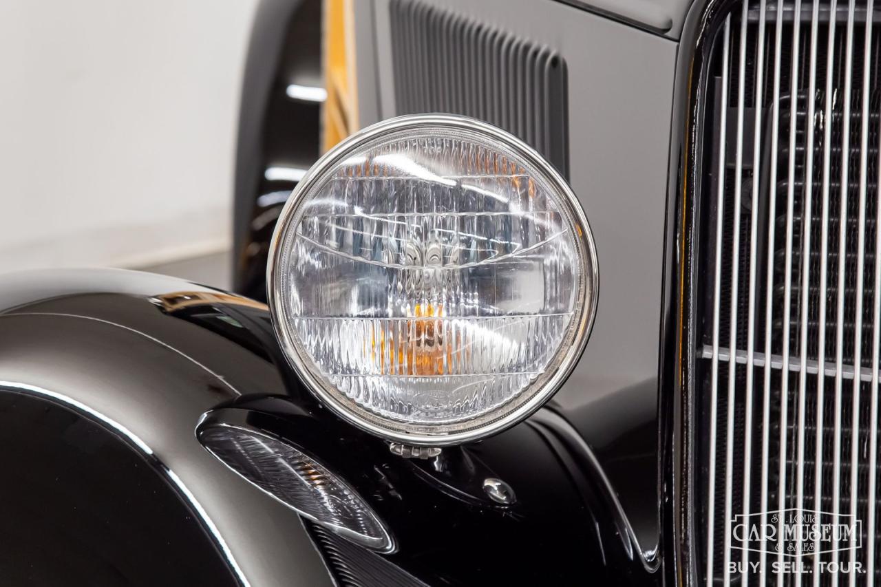 1933 Ford Woodie Street Rod Wagon