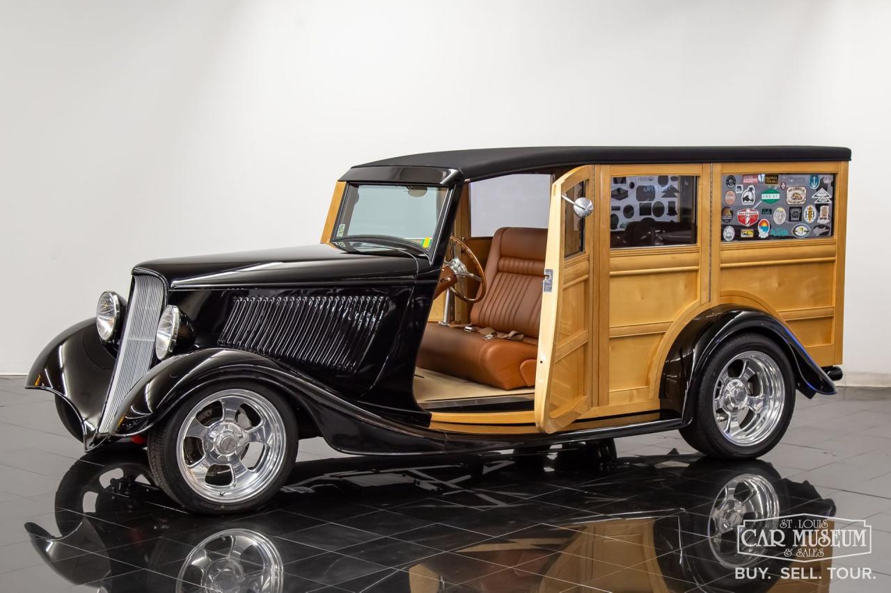 1933 Ford Woodie Street Rod Wagon