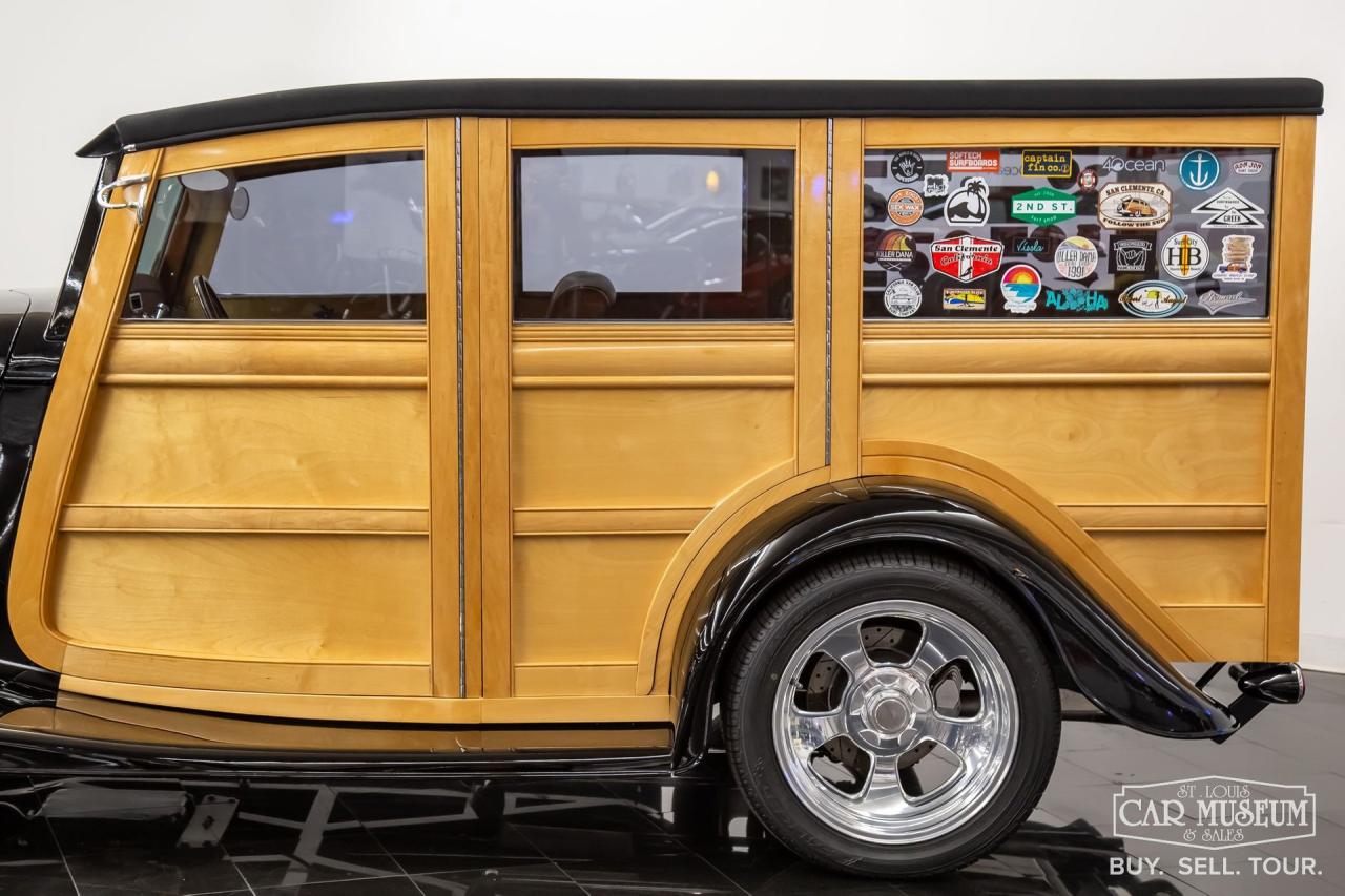 1933 Ford Woodie Street Rod Wagon