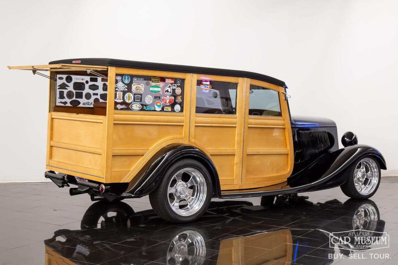 1933 Ford Woodie Street Rod Wagon