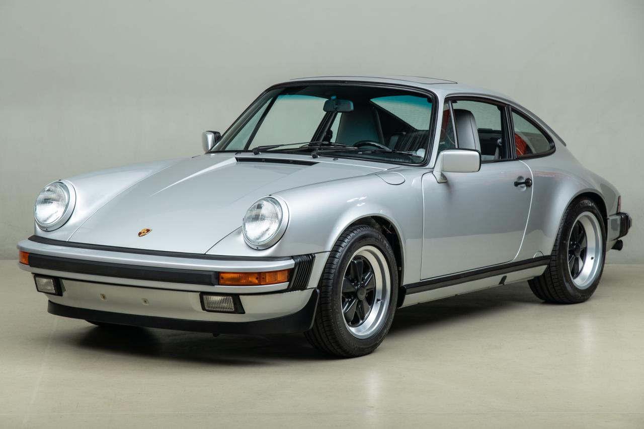 1988 Porsche 911 Carrera 