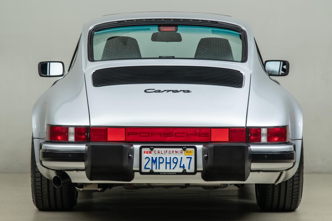 1988 Porsche 911 Carrera 