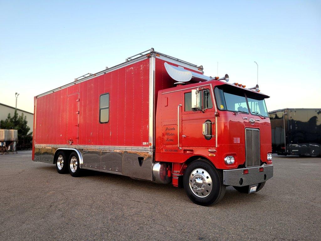 1980 Peterbilt Transporter