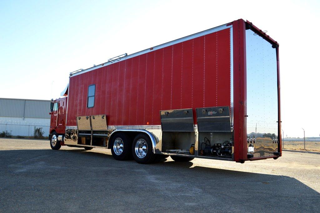 1980 Peterbilt Transporter