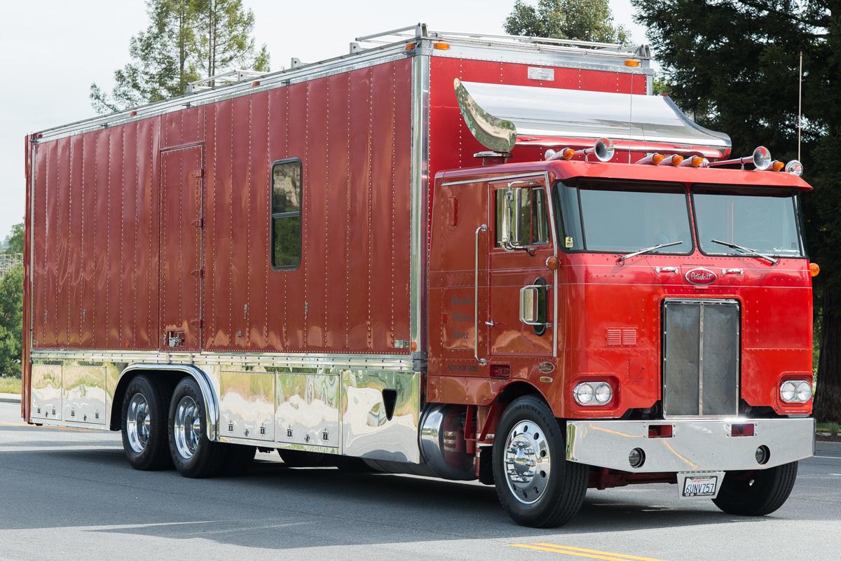 1980 Peterbilt Transporter