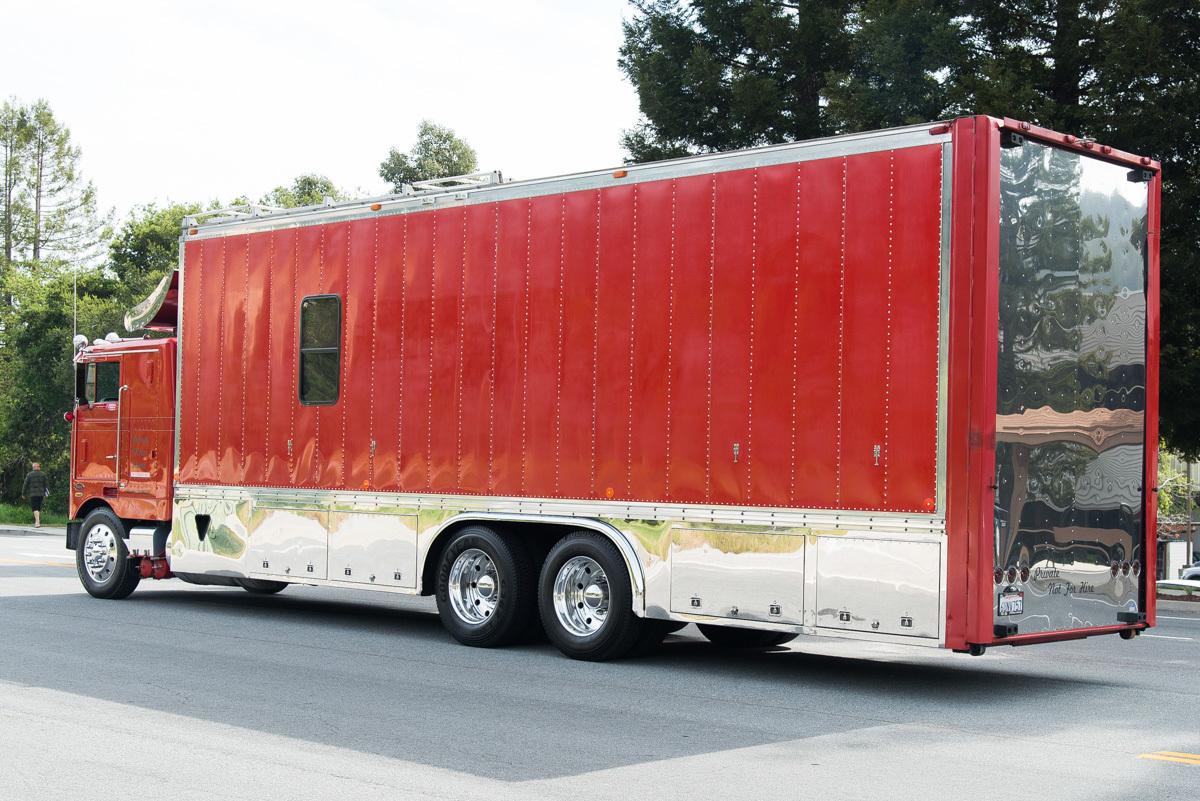 1980 Peterbilt Transporter