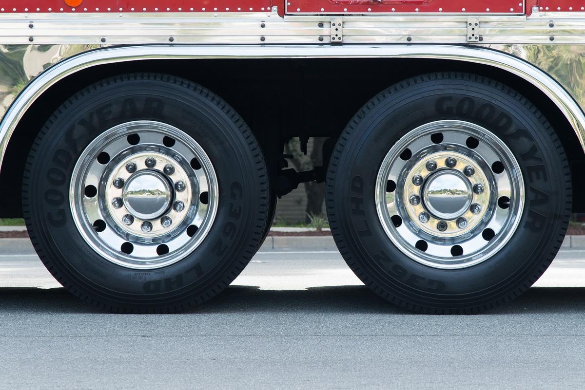 1980 Peterbilt Transporter