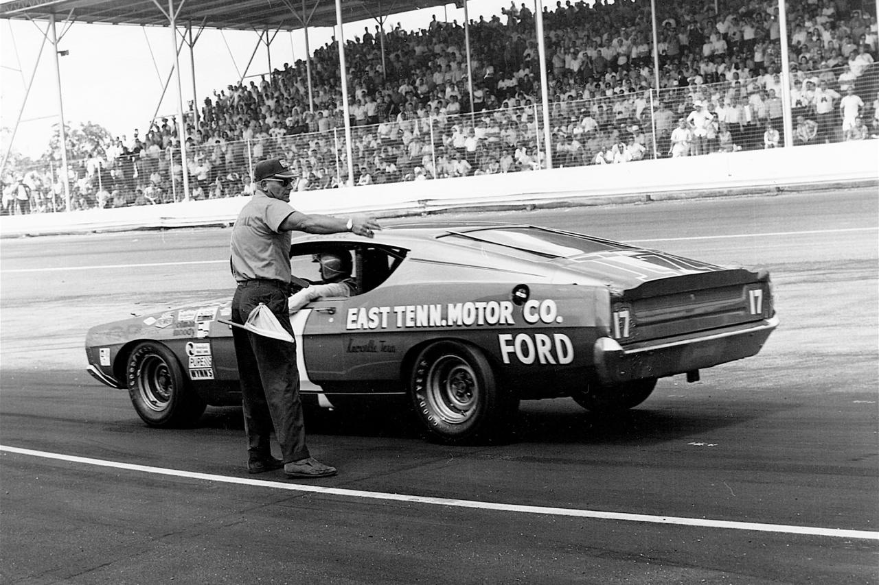 1968 Ford Torino NASCAR