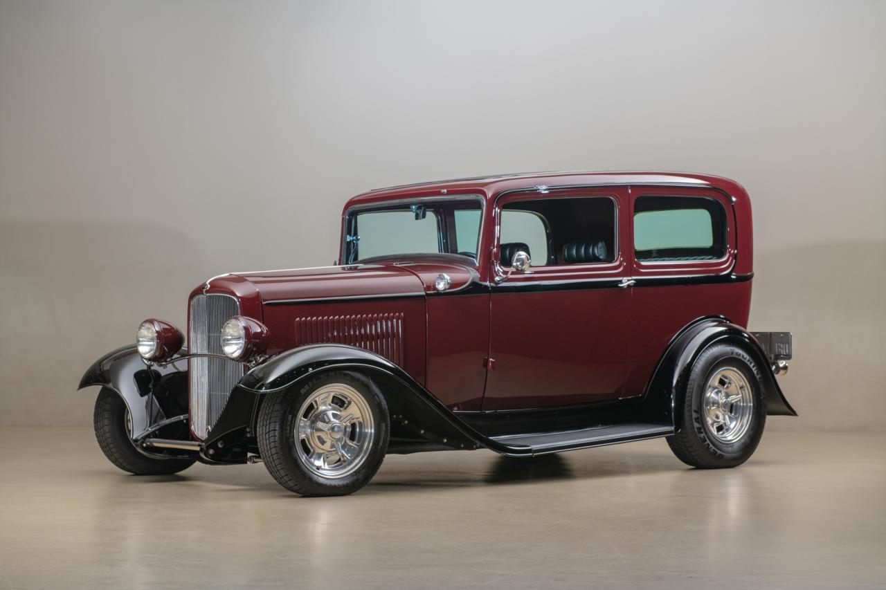 1932 Ford 2-Door Sedan