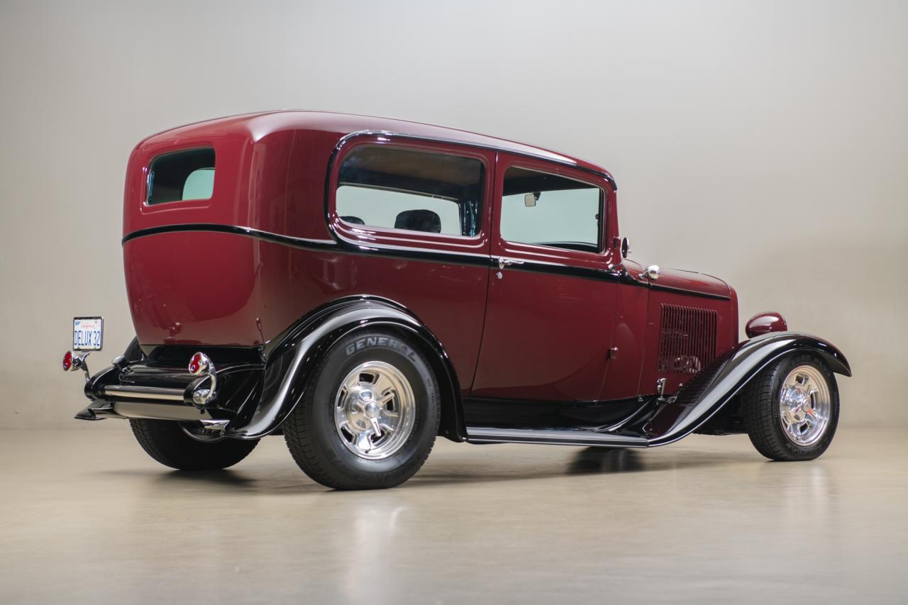 1932 Ford 2-Door Sedan