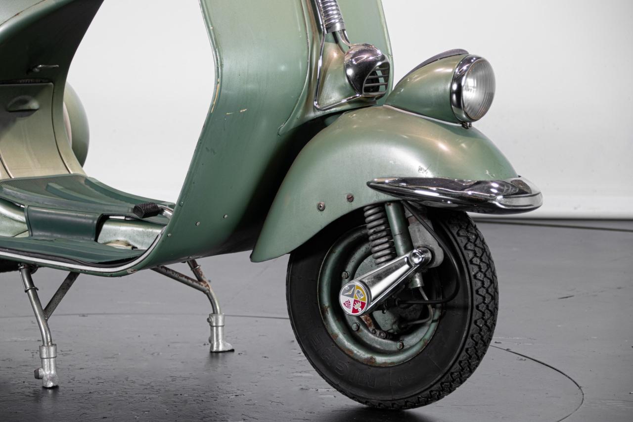 1951 Piaggio Vespa 125 V30 M FARO BASSO