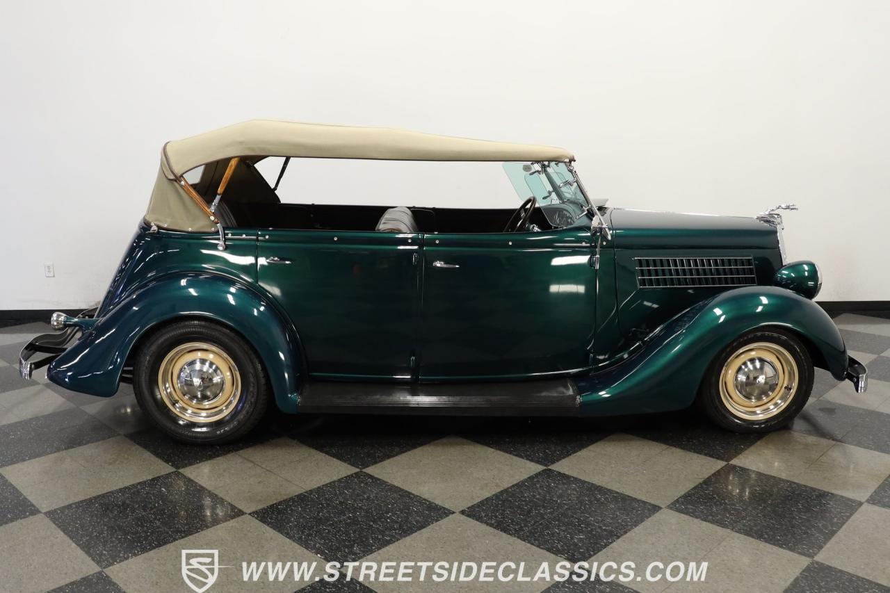 1935 Ford Model 48 Phaeton