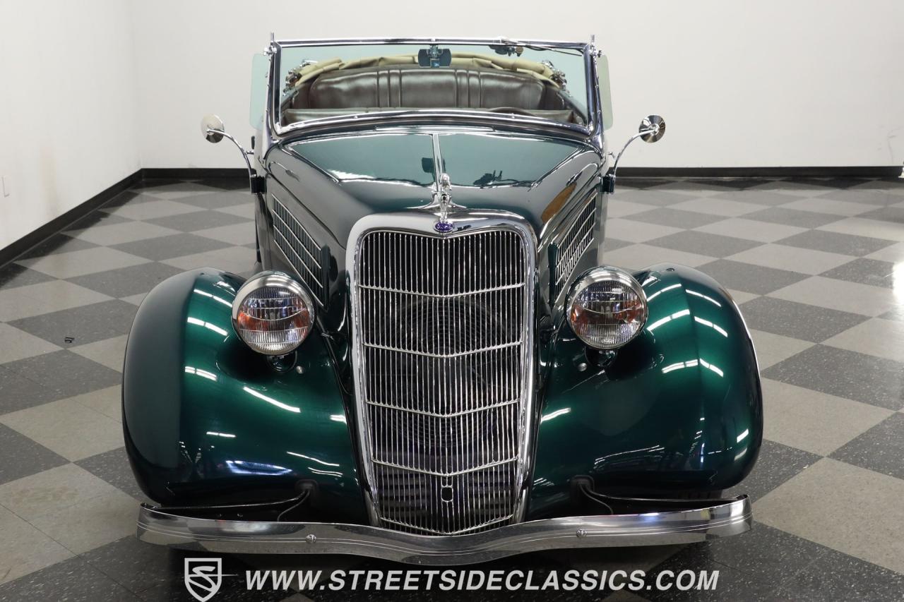 1935 Ford Model 48 Phaeton