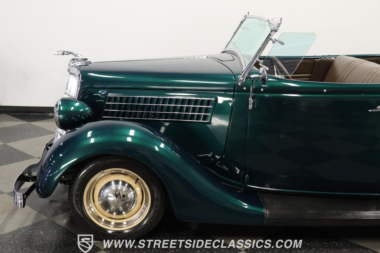 1935 Ford Model 48 Phaeton