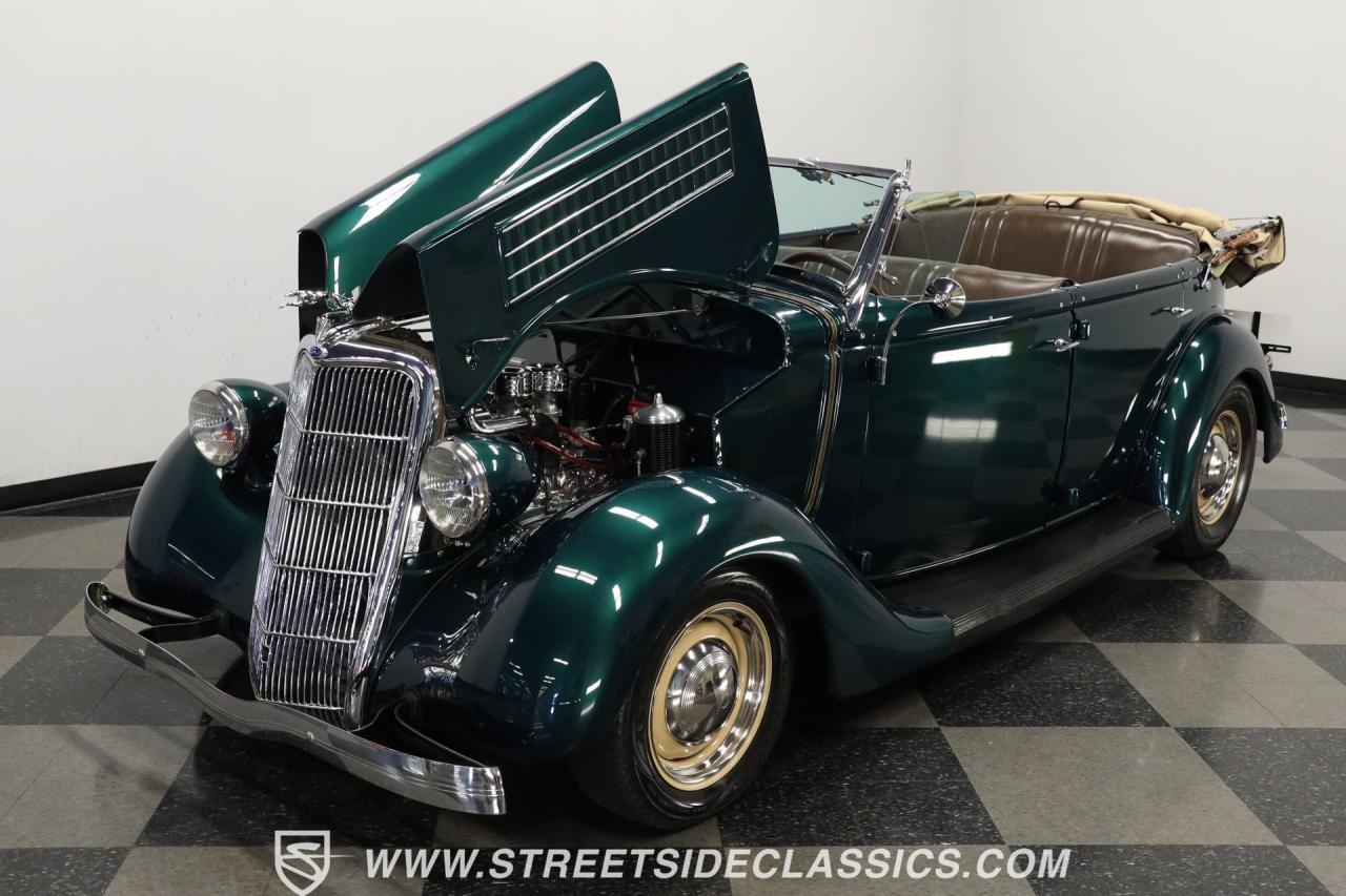 1935 Ford Model 48 Phaeton