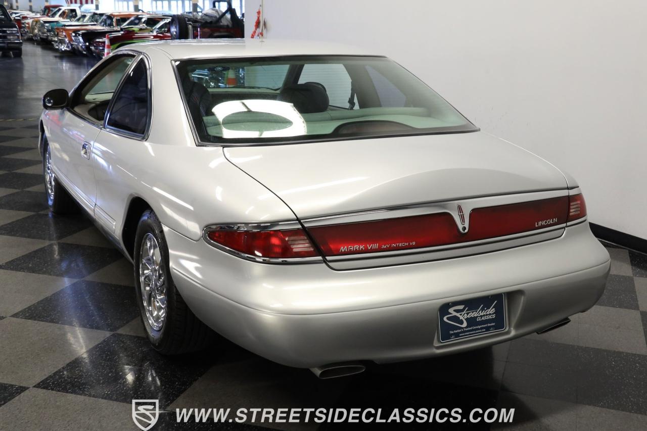 1997 Lincoln Mark VIII