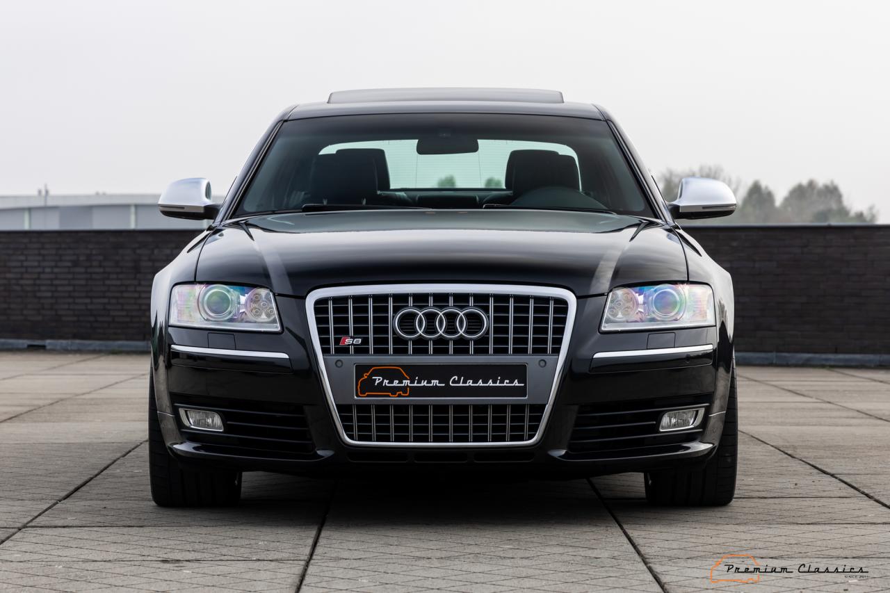 2007 Audi S8 5.2 V10