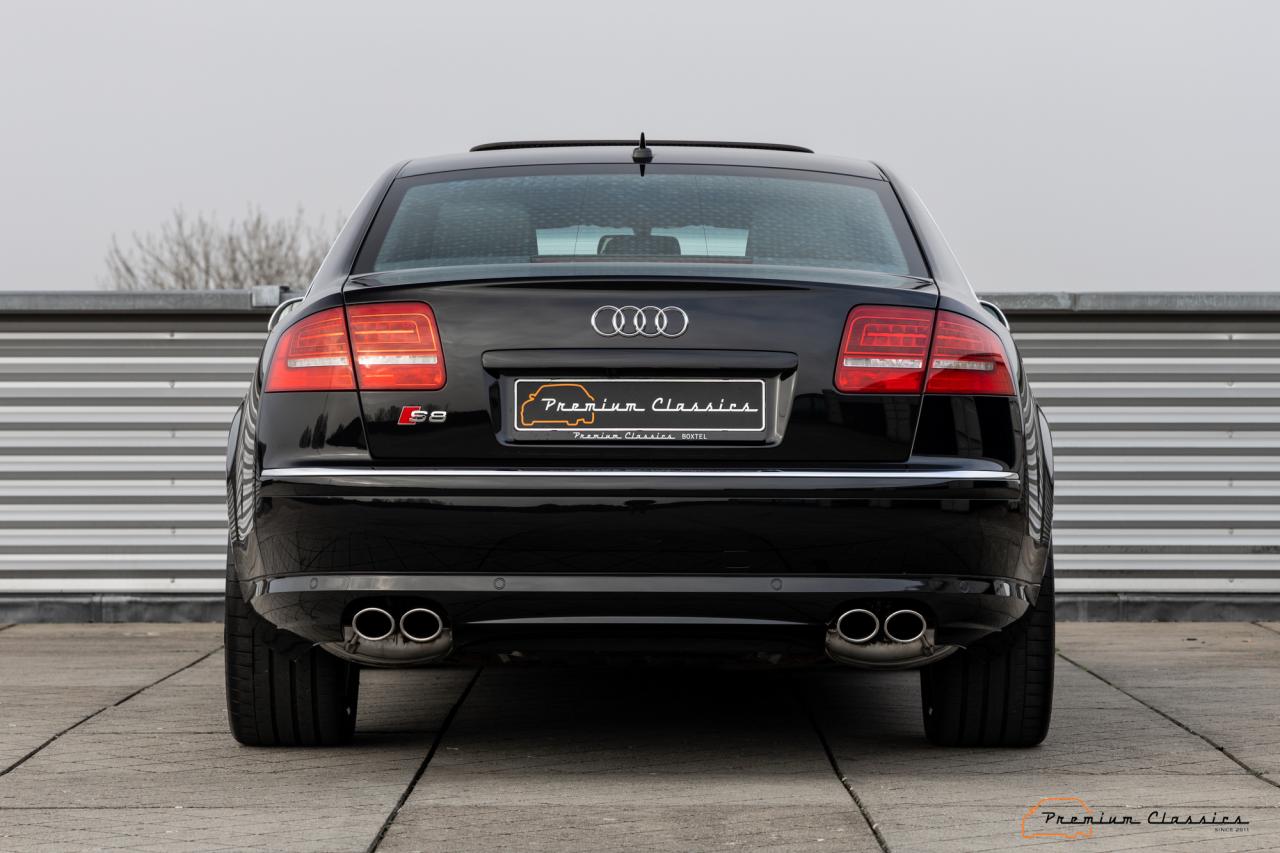 2007 Audi S8 5.2 V10