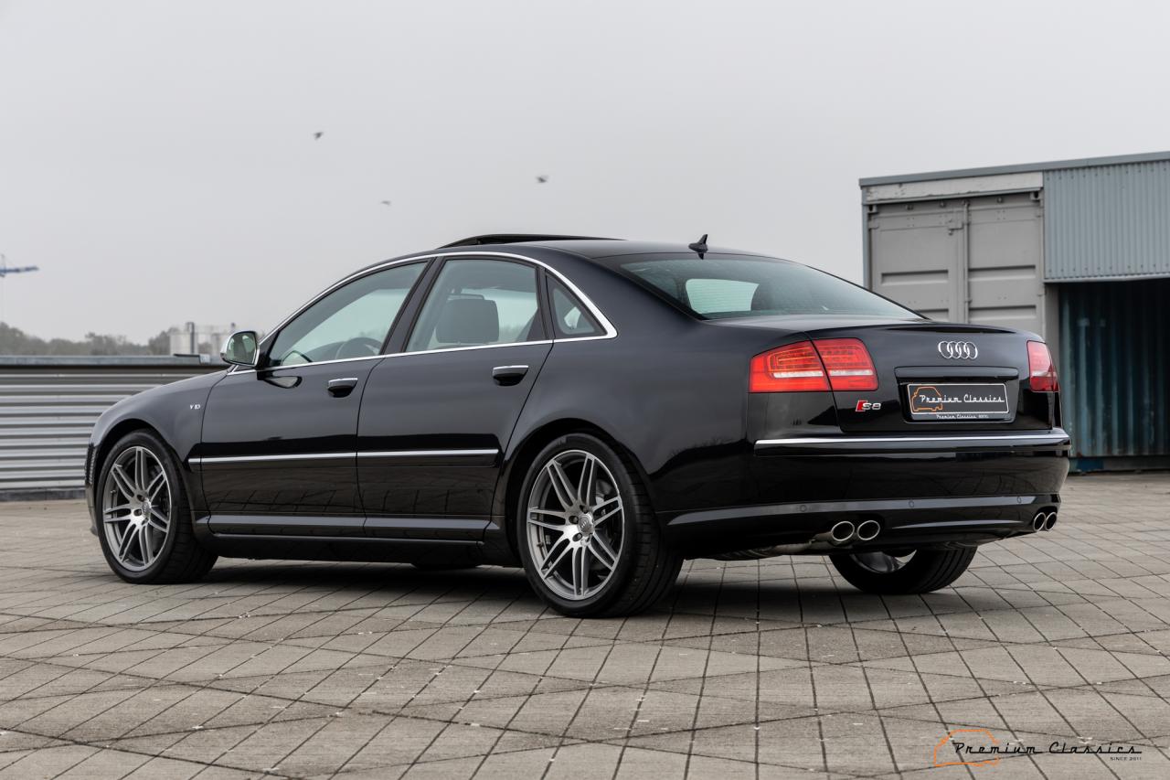 2007 Audi S8 5.2 V10