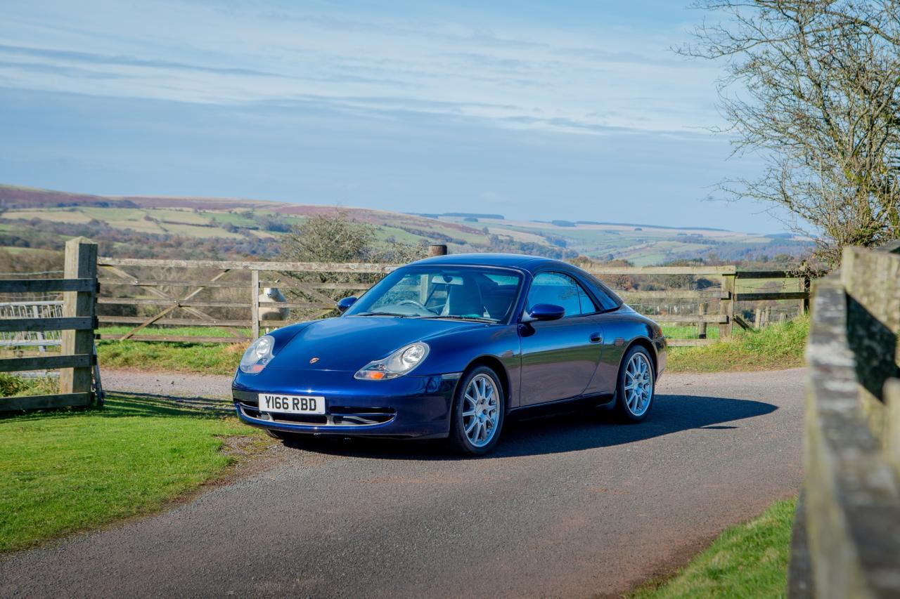 2001 Porsche 911 (996) Carrera 4 Convertible