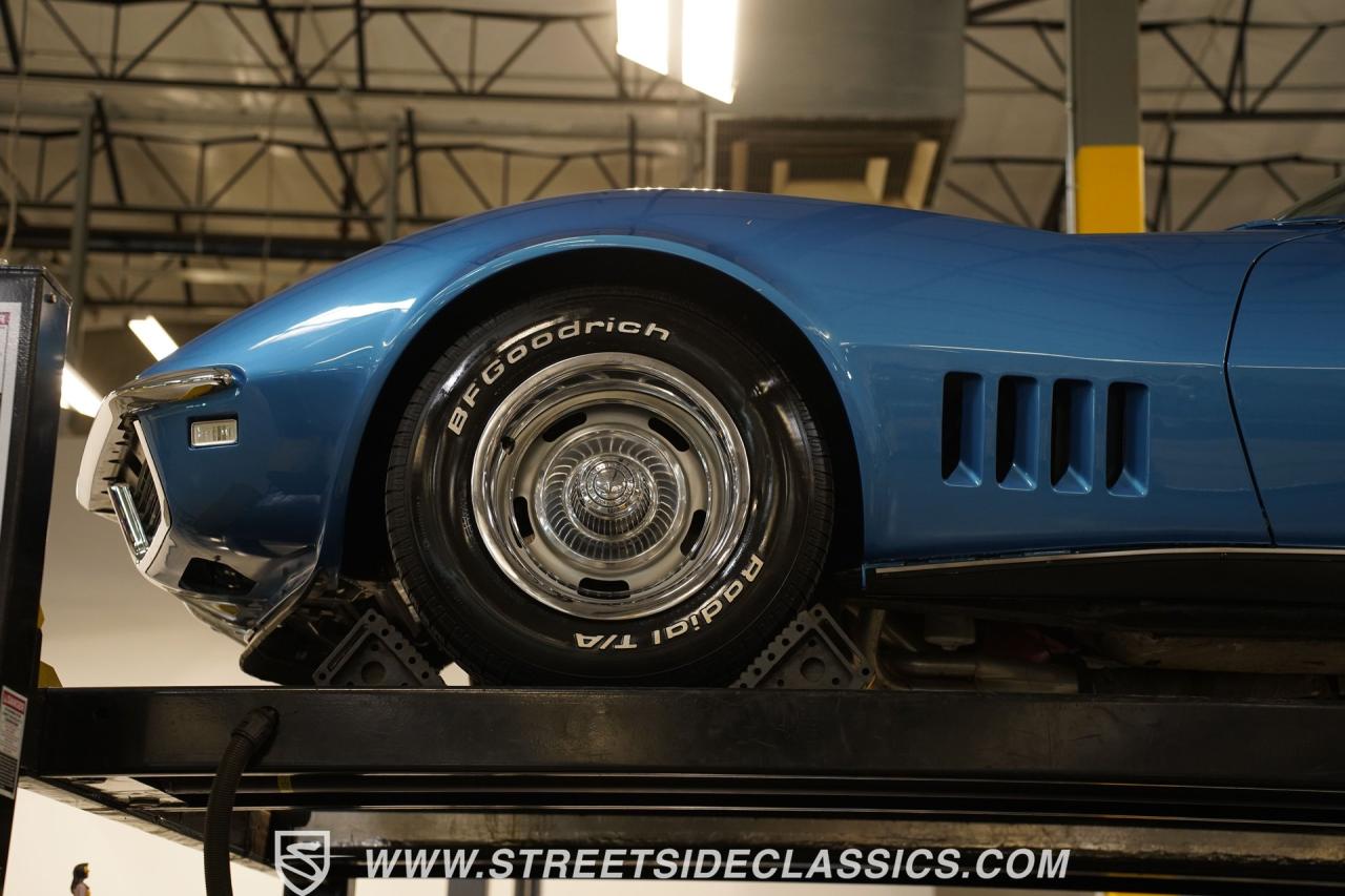 1968 Chevrolet Corvette 427 Tri-Power