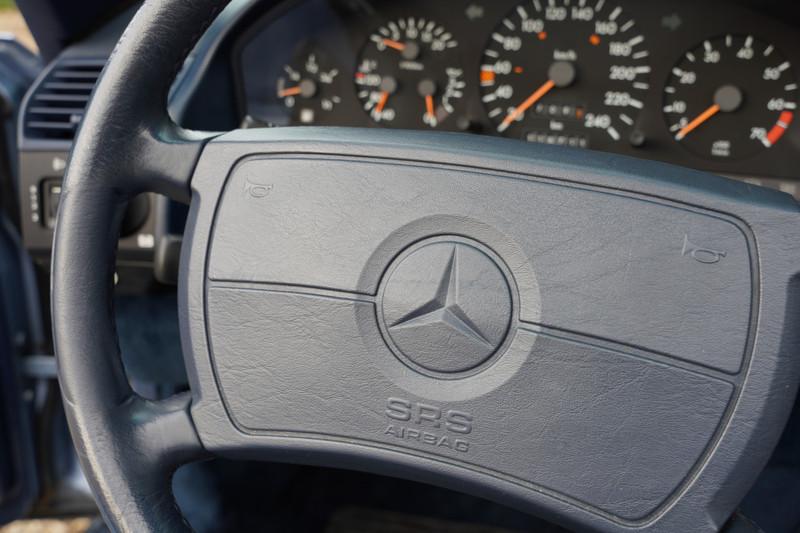 1991 Mercedes - Benz SL 300 &ldquo;116.000 kilometers&rdquo;