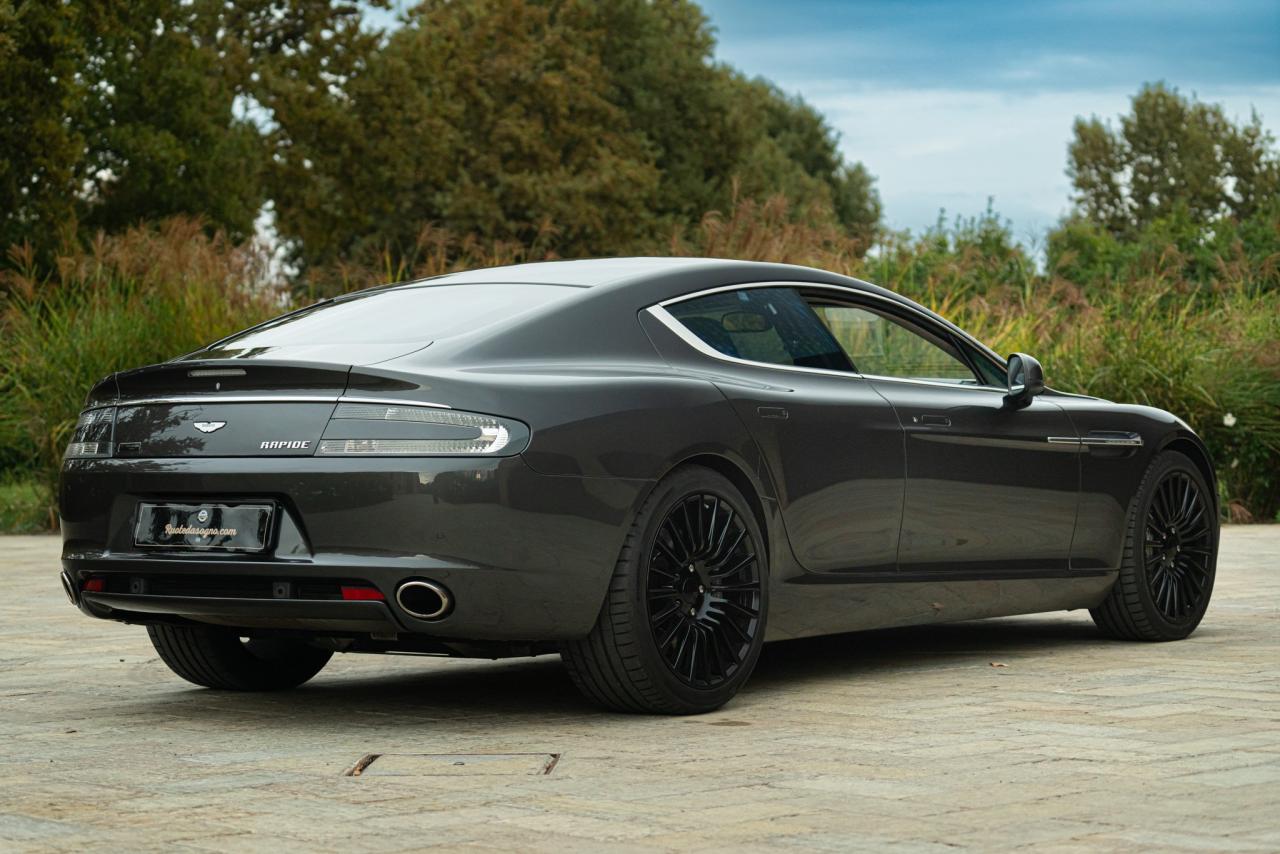 2010 Aston Martin RAPIDE