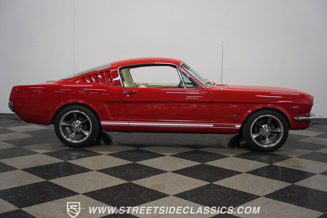 1966 Ford Mustang Fastback GT