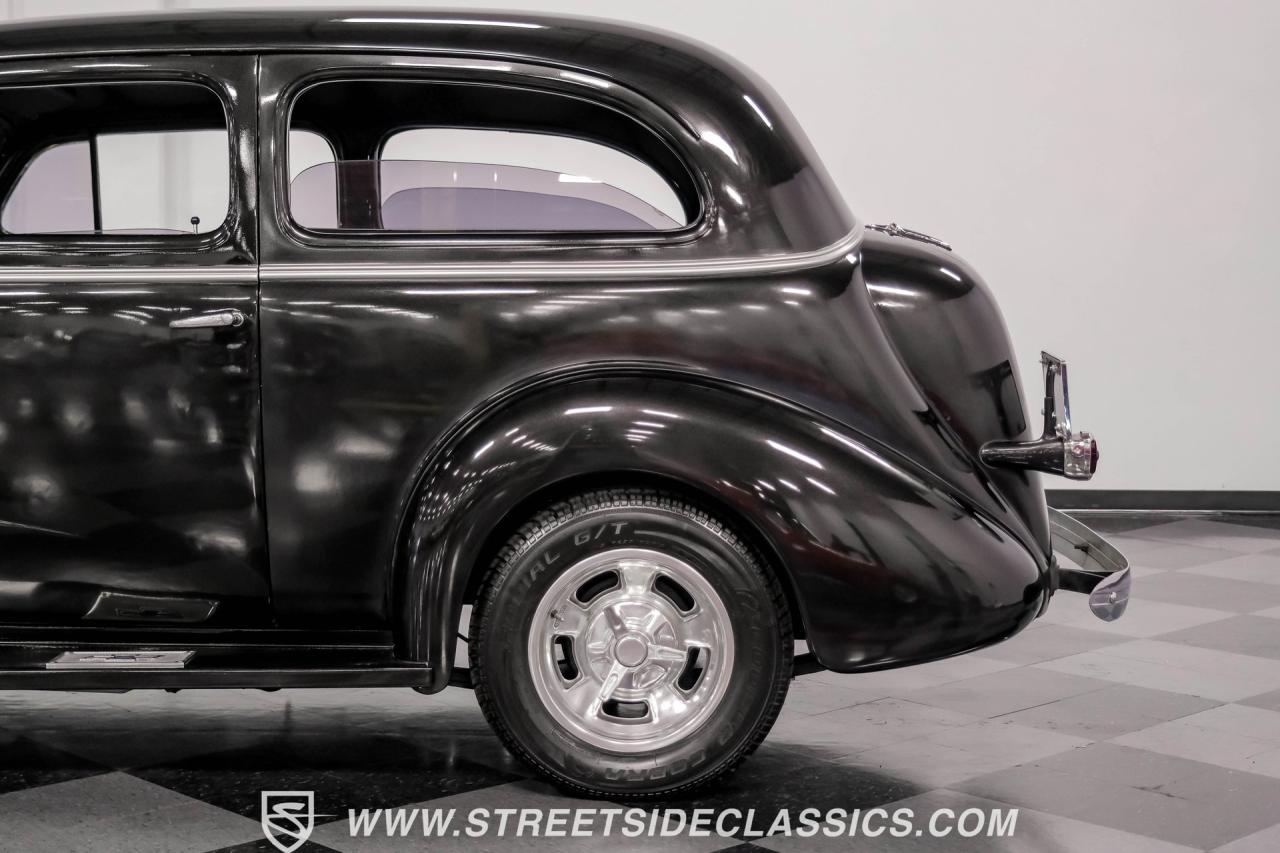 1937 Chevrolet Master Deluxe StreetRod