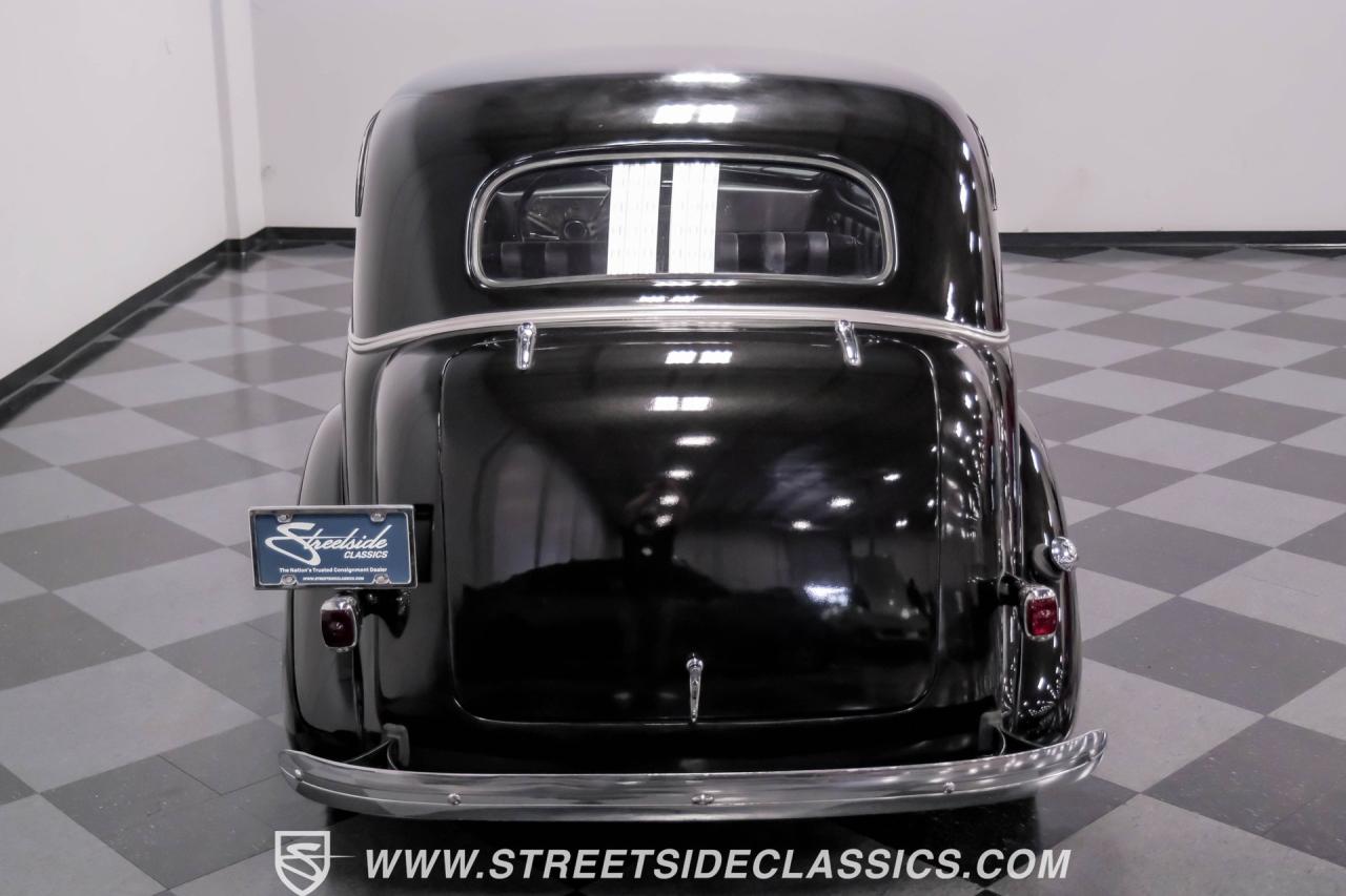 1937 Chevrolet Master Deluxe StreetRod