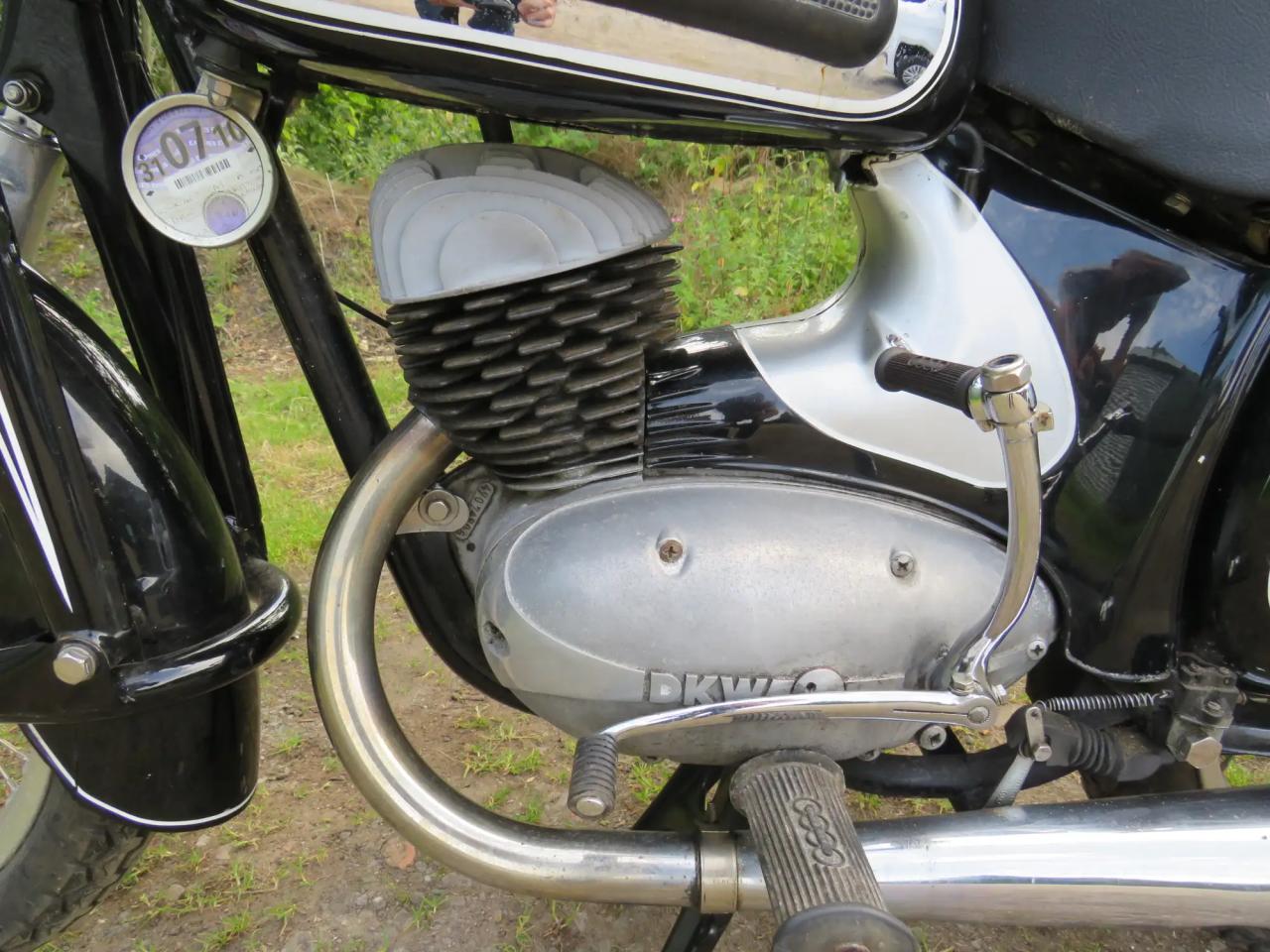 DKW RT200VS