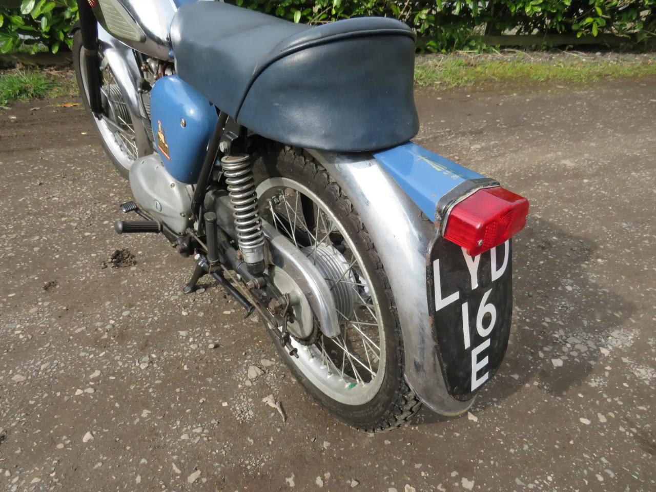 BSA C15 SPORTSMAN