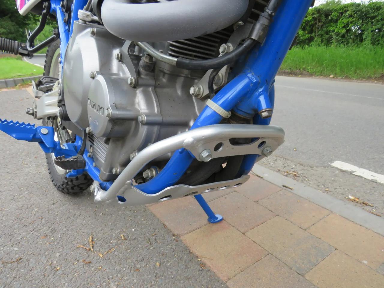 Suzuki DR350S