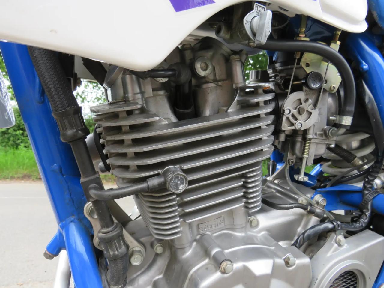 Suzuki DR350S