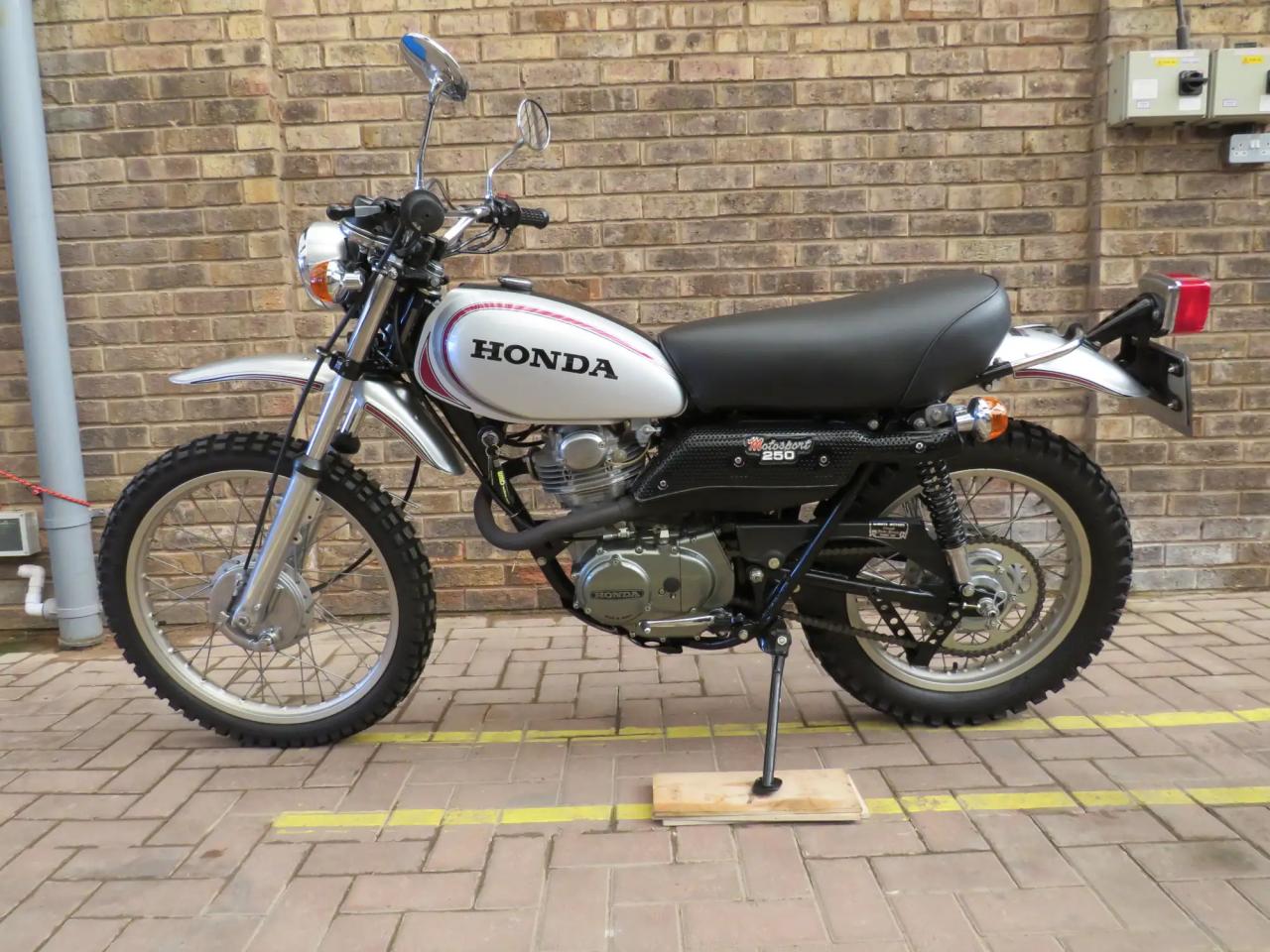 Honda XL250 K0 MOTOSPORT