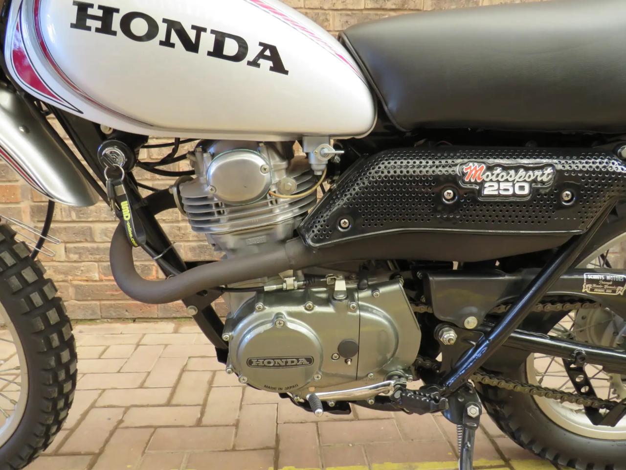 Honda XL250 K0 MOTOSPORT