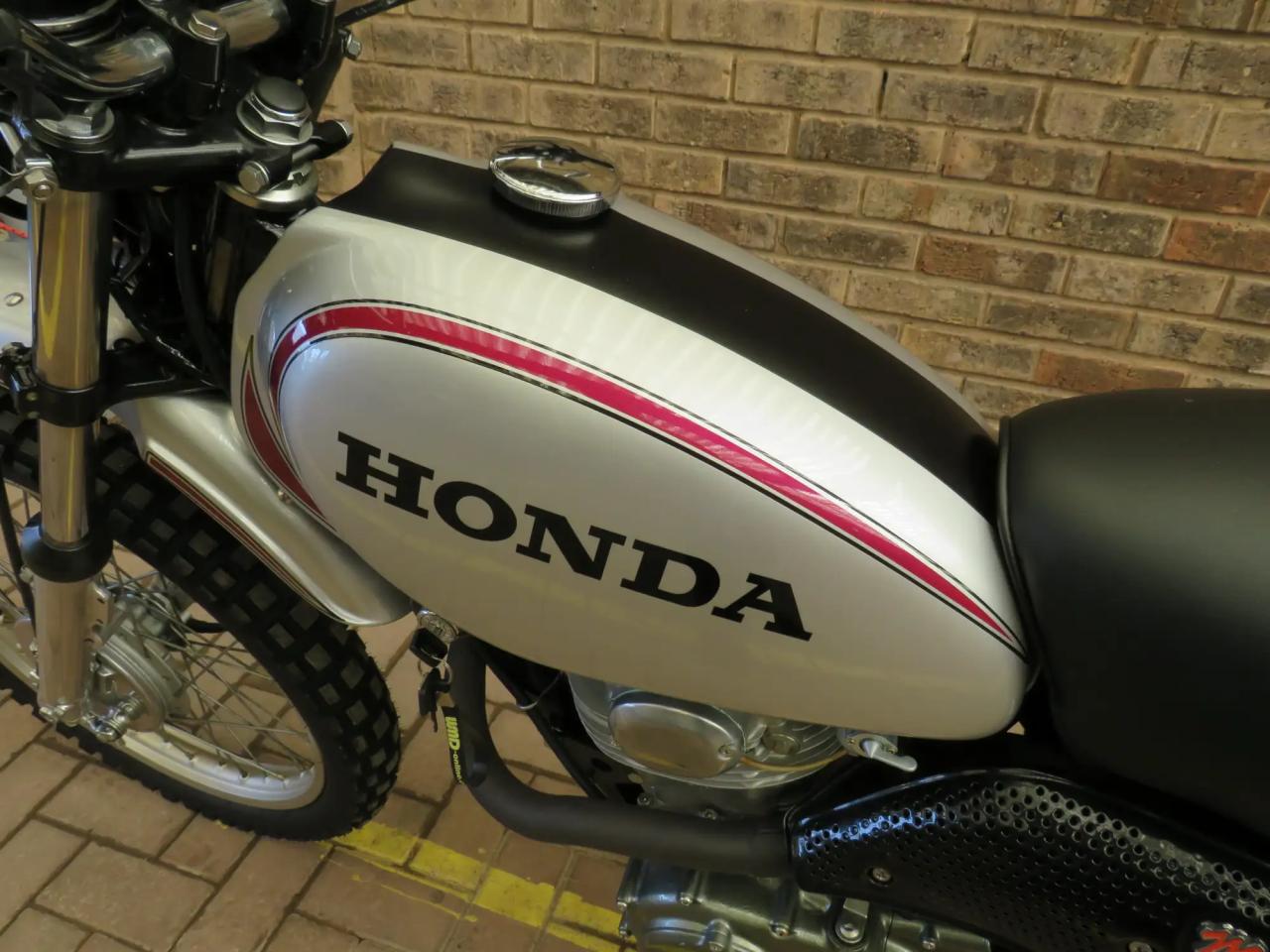 Honda XL250 K0 MOTOSPORT