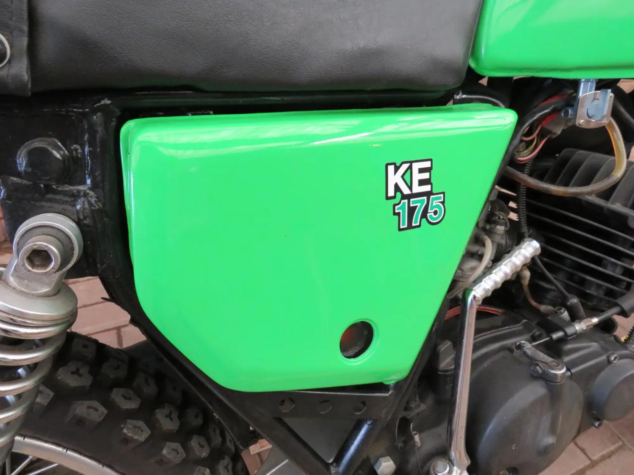 Kawasaki KE175D