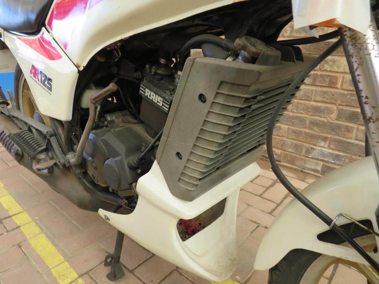 Kawasaki AR125