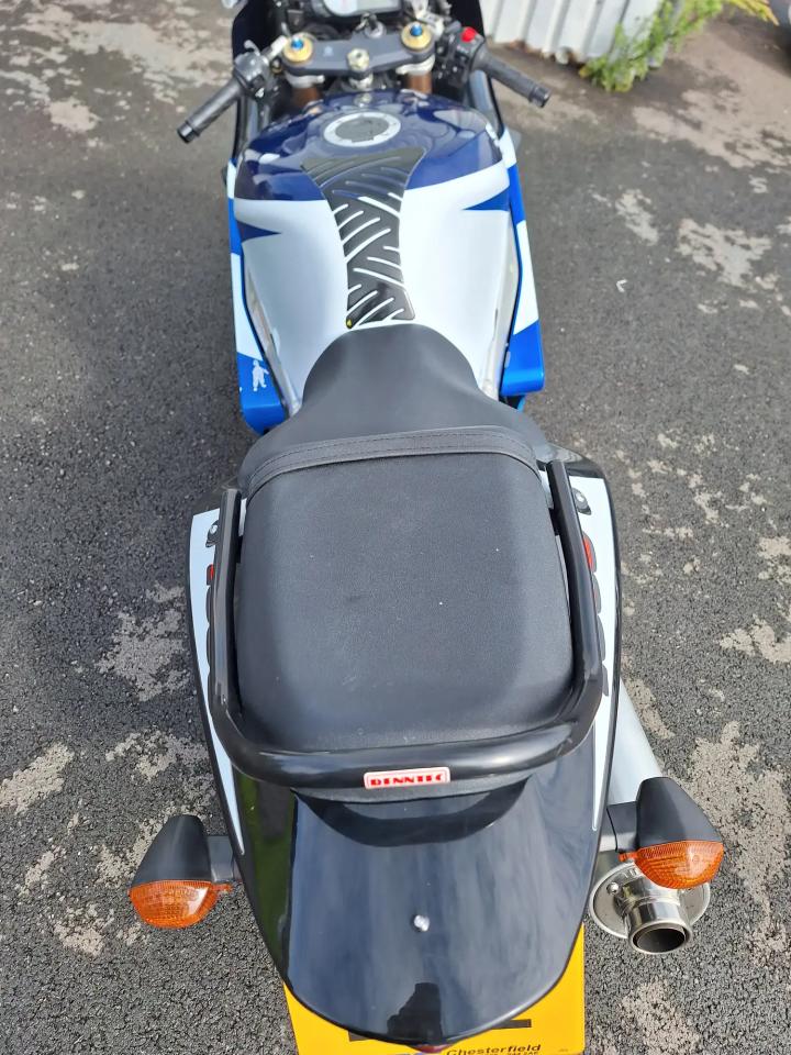 Suzuki GSXR 1000 K1