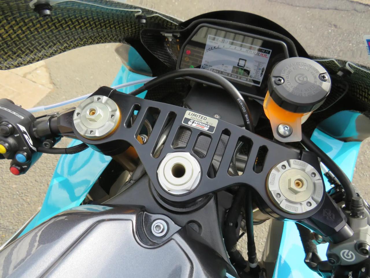 Yamaha YZF-R1 PETRONAS