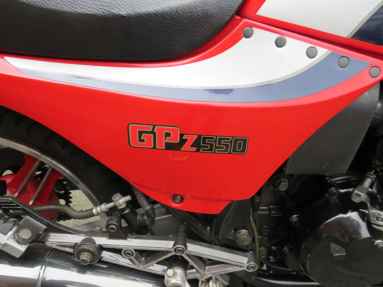 Kawasaki GPZ550-A2