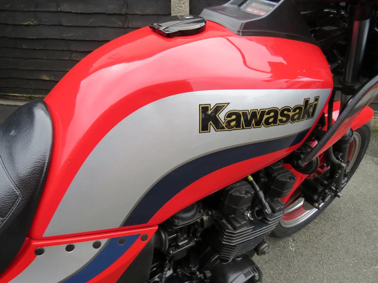 Kawasaki GPZ550-A2