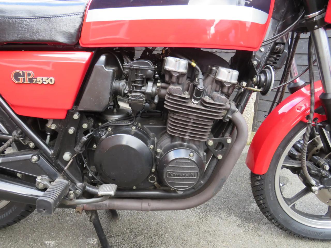 Kawasaki GPZ550-D1