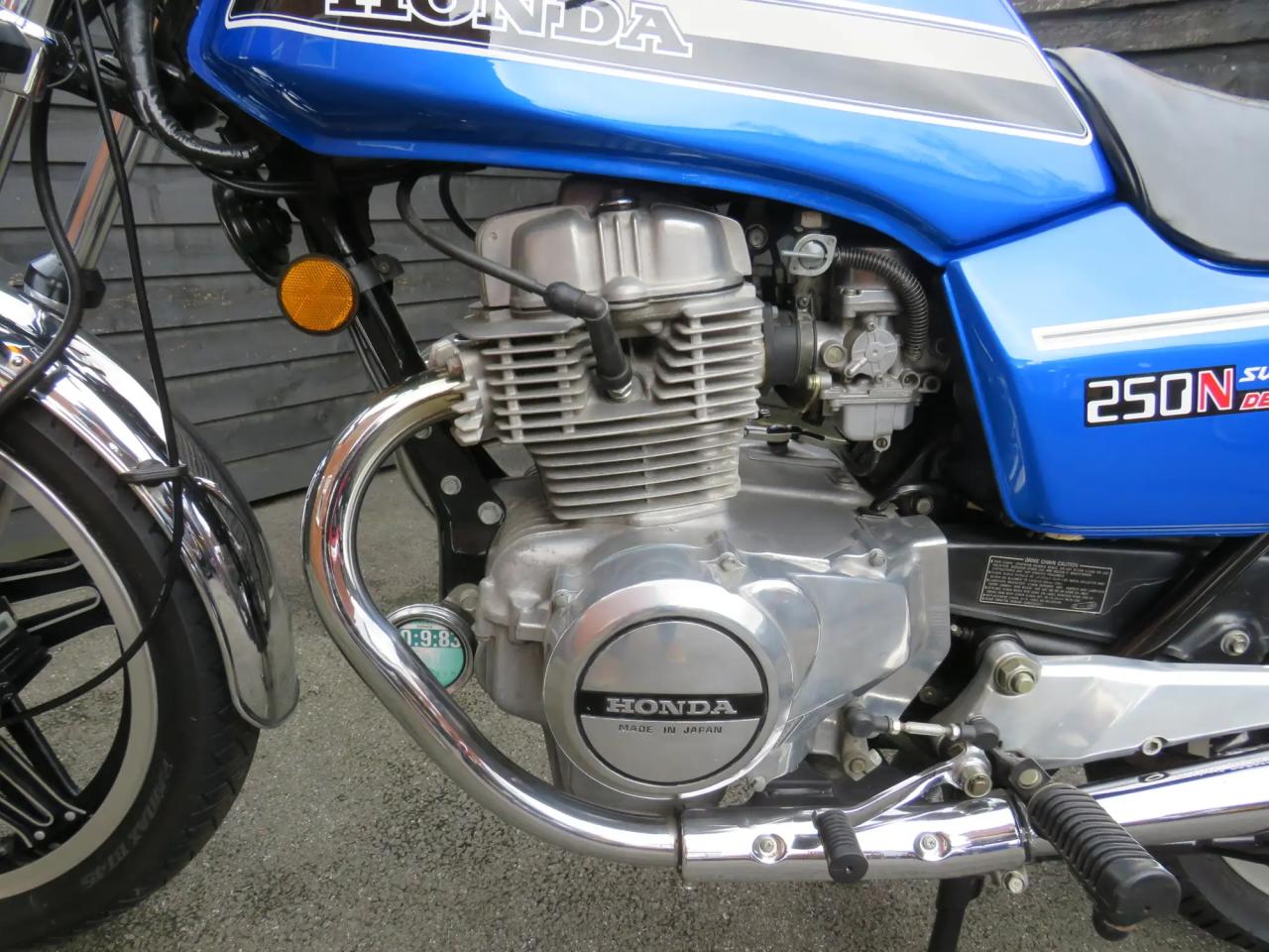 Honda CB250N-DB SUPER DREAM